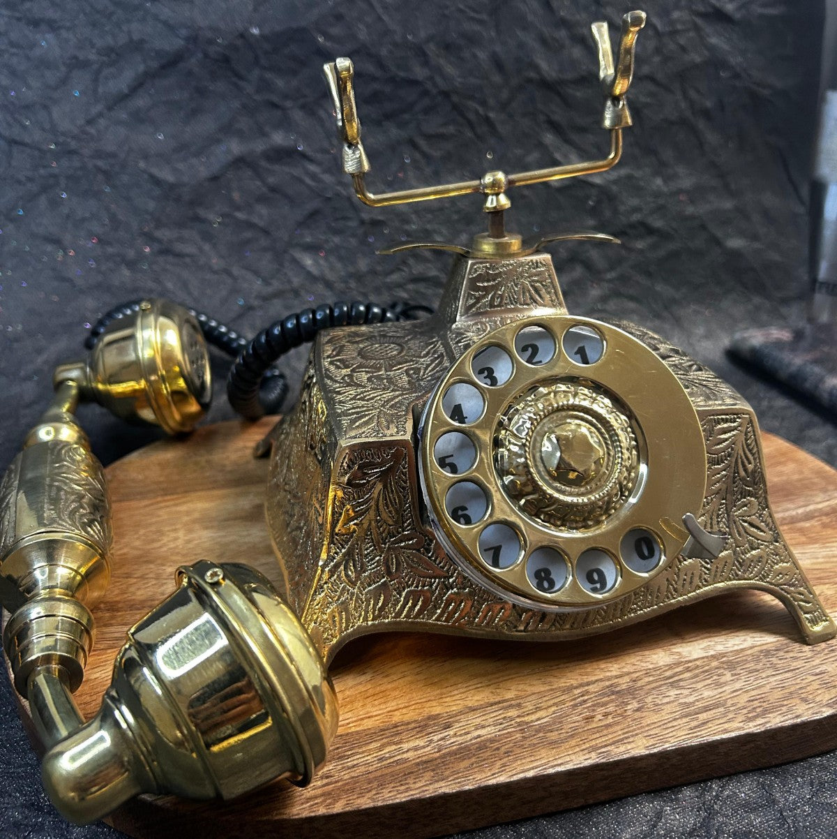 Antique Brass Vintage Telephone Decorative Showpiece