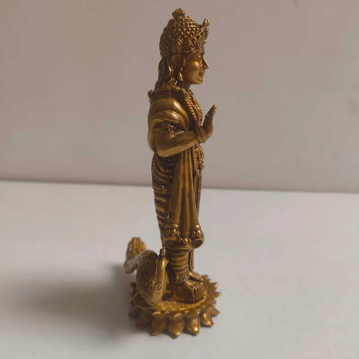Murugan Ji Peacock Brass Home Decor
Handcrafted Indian Religious Statue
Traditional Brass Murugan Ji Idol
Deity Statue with Peacock
Pooja Room and Mandir Decoration
Spiritual Indian Home Accent
Uphar Handicrafts
