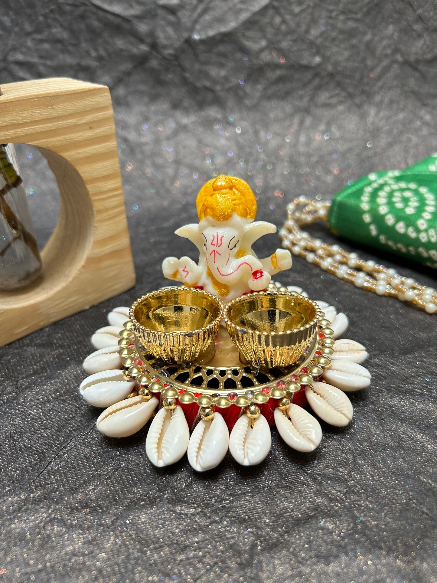 Ganesh Ji Puja Return Gift Set
Roli Chawal Religious Ceremony Accessory
Traditional Indian Spiritual Decor
Ganesh Ji Wedding and Engagement Gift
Housewarming and Festive Puja Set
Indian Cultural Return Gift
Uphar Handicrafts