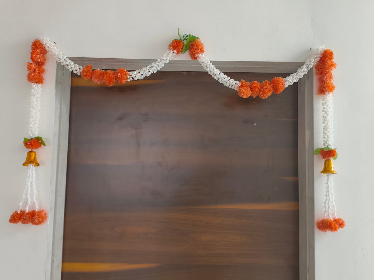 White Mogra Orange Marigold Toran
Traditional Indian Festive Garland
Artificial Flower Door Hanging
4.5 Feet Indian Home Decoration
Pooja Room and Mandir Decor
Reusable Diwali and Wedding Toran
Uphar Handicrafts